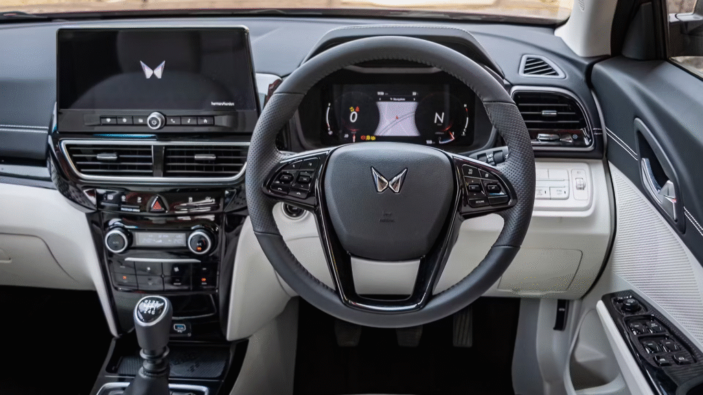Mahindra दे रहा है ₹2.5 लाख तक की छूट – XUV700, Scorpio और XUV3XO पर धमाकेदार ऑफर